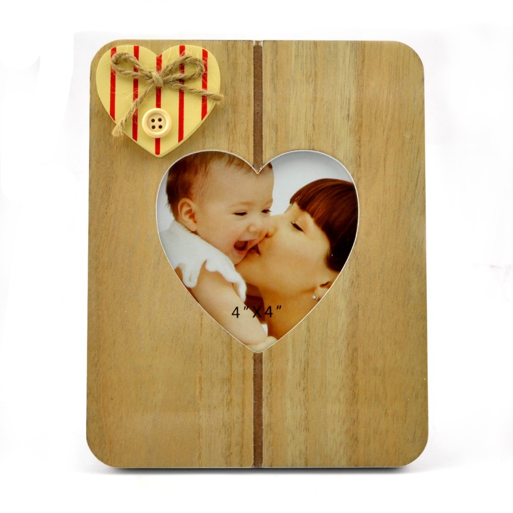 Rama foto Solo lemn cu decoratiune inimioara aplicata, format 10×15 cartuseria.ro poza 2021