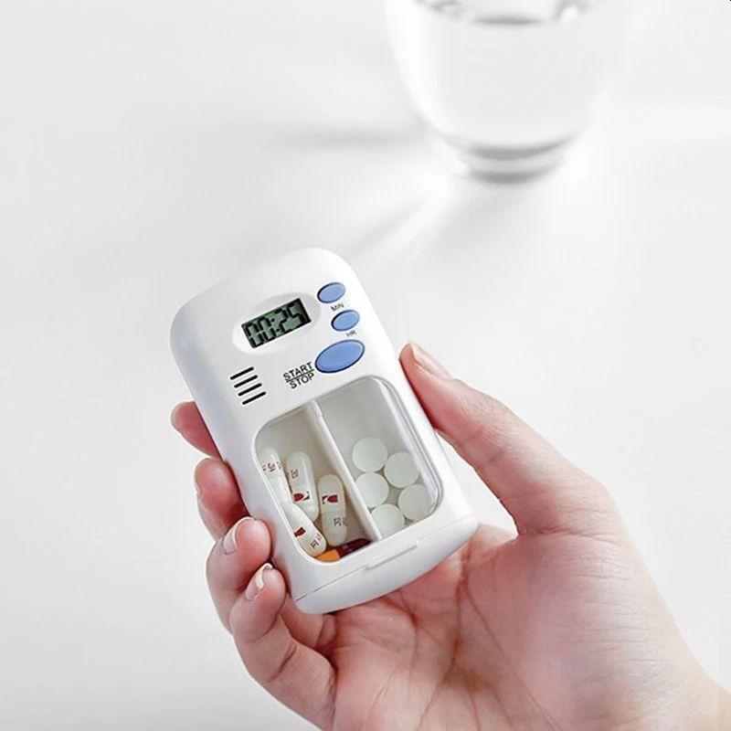 Organizator medicamente cu alarma, 2 compartimente, design compact 5.5×9 cm cartuseria.ro