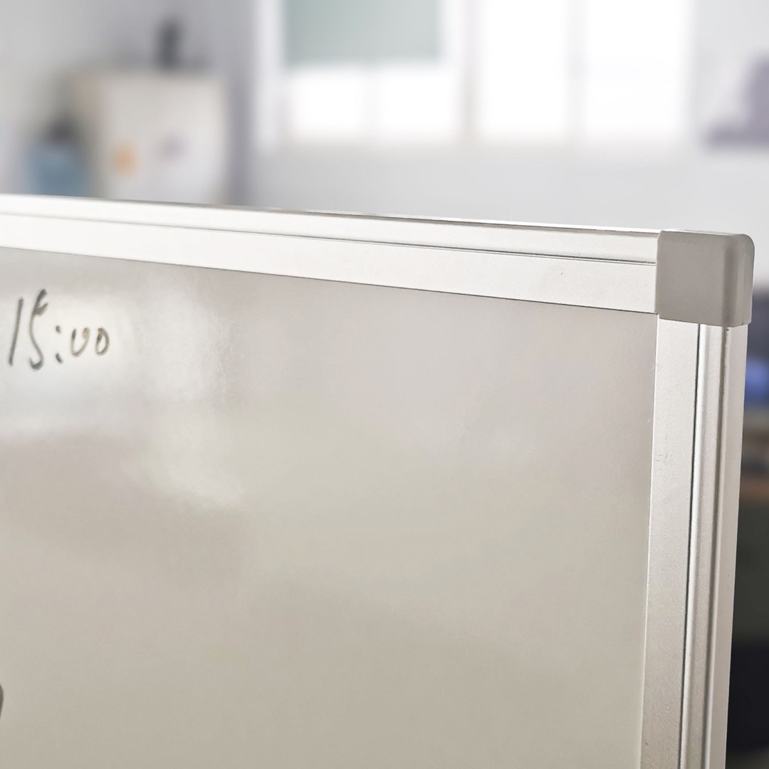Tabla magnetica alba 40×120 cm, 2 fete, rama de aluminiu, prindere desktop pe birou 40x120