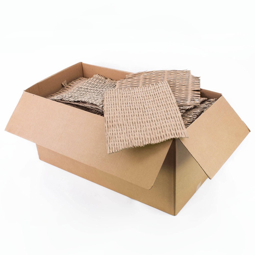 Carton ondulat franjurat pentru ambalare, cutie 30 kg, natur