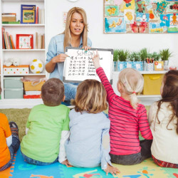 Tablita alba pentru scris, 30x20cm, sistem prindere, rama aluminiu