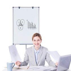 Flipchart magnetic cu inaltime reglabila, 70x100 cm, suport markere