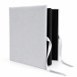 Album foto premium Velvet 500 poze 10x15 cm, catifea gri, file negre, inchidere panglica satinata Album foto premium Velvet 500 poze 10x15 cm, catifea gri, file negre, inchidere panglica satinata